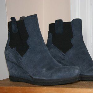 Mam'zelle Suede Chelsea Boots